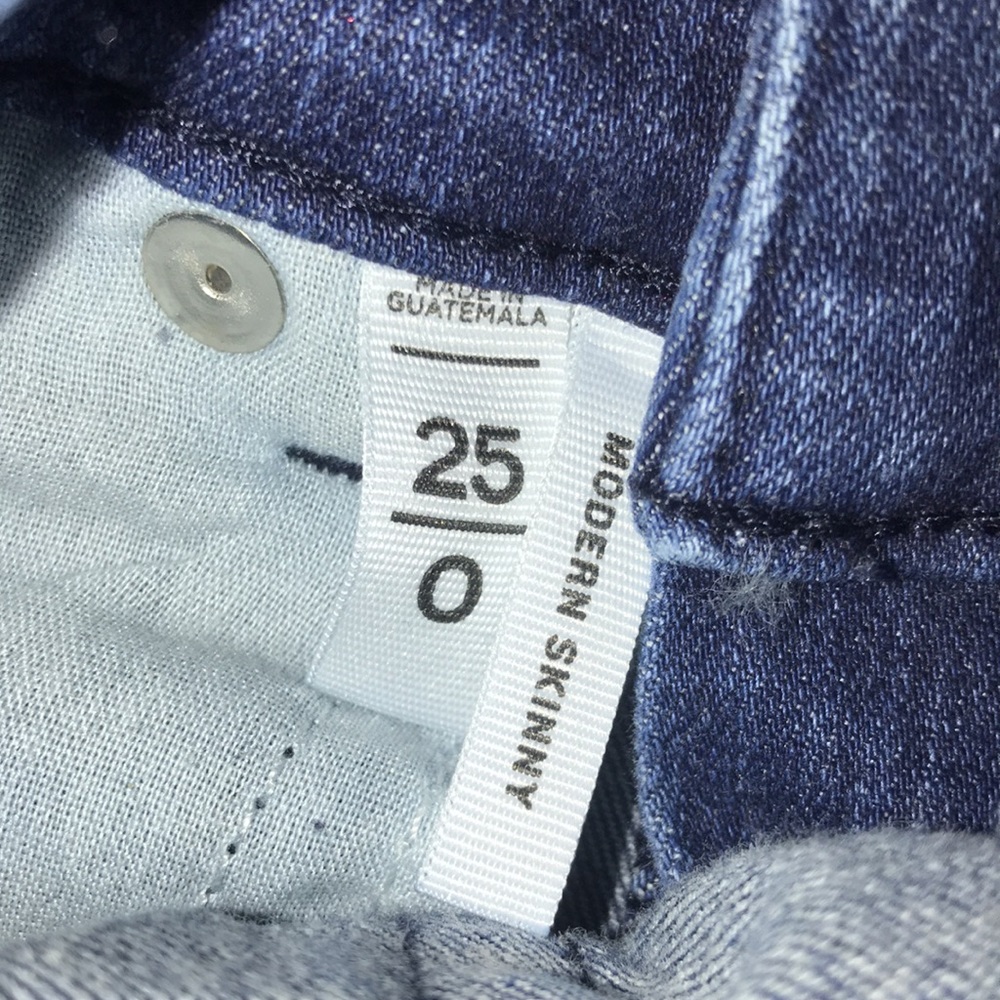 LIKE NEW LOFT Modern Skinny Jeans - Picture 4 of 6